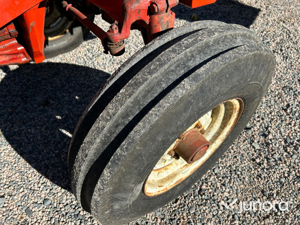 Case IH 484 med Frontlastare