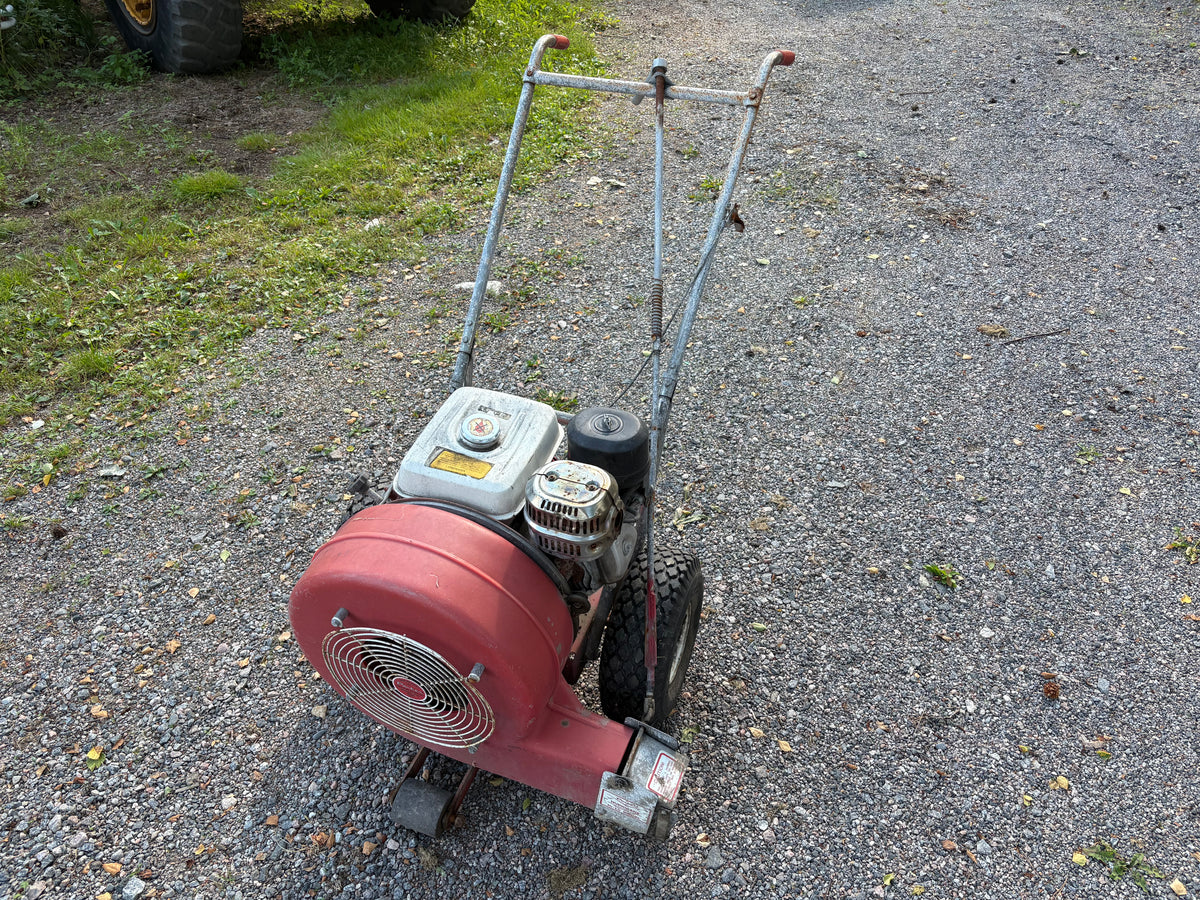 Lövblås - På hjul
