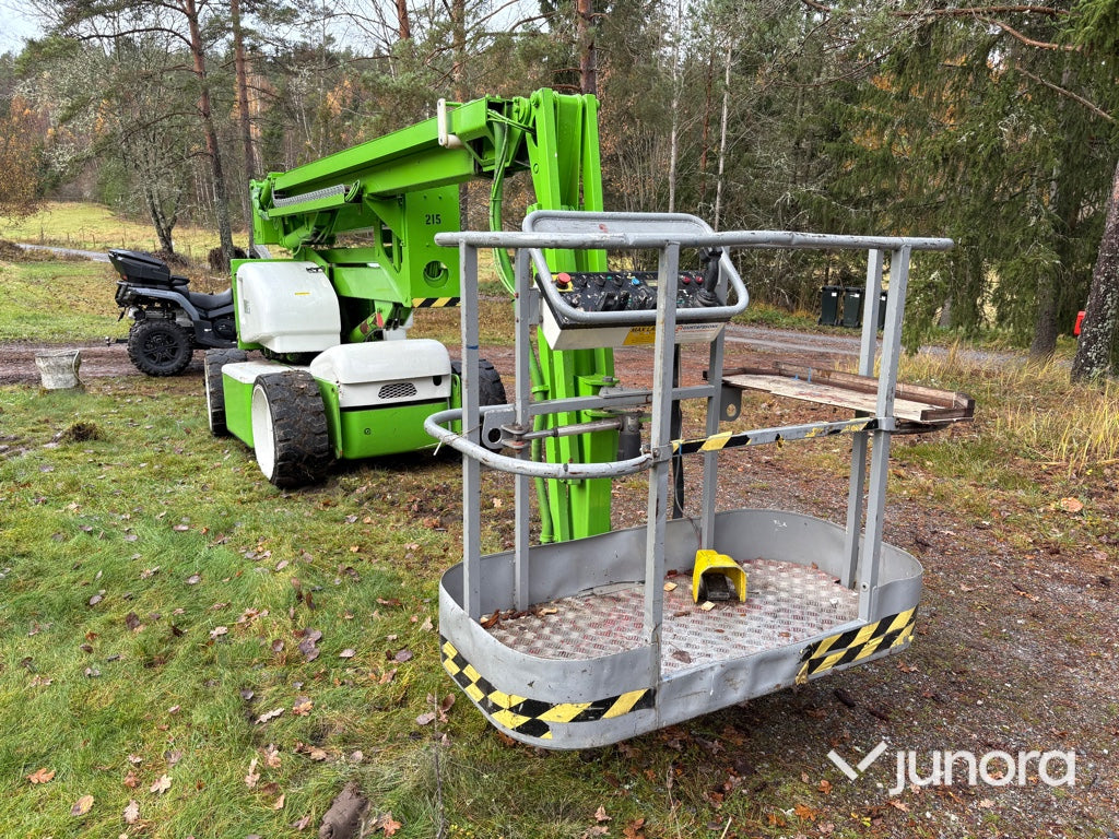 Vikbomslift - Niftylift, HR 15 NE