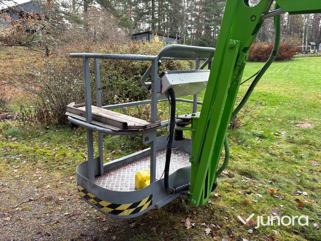 Vikbomslift - Niftylift, HR 15 NE
