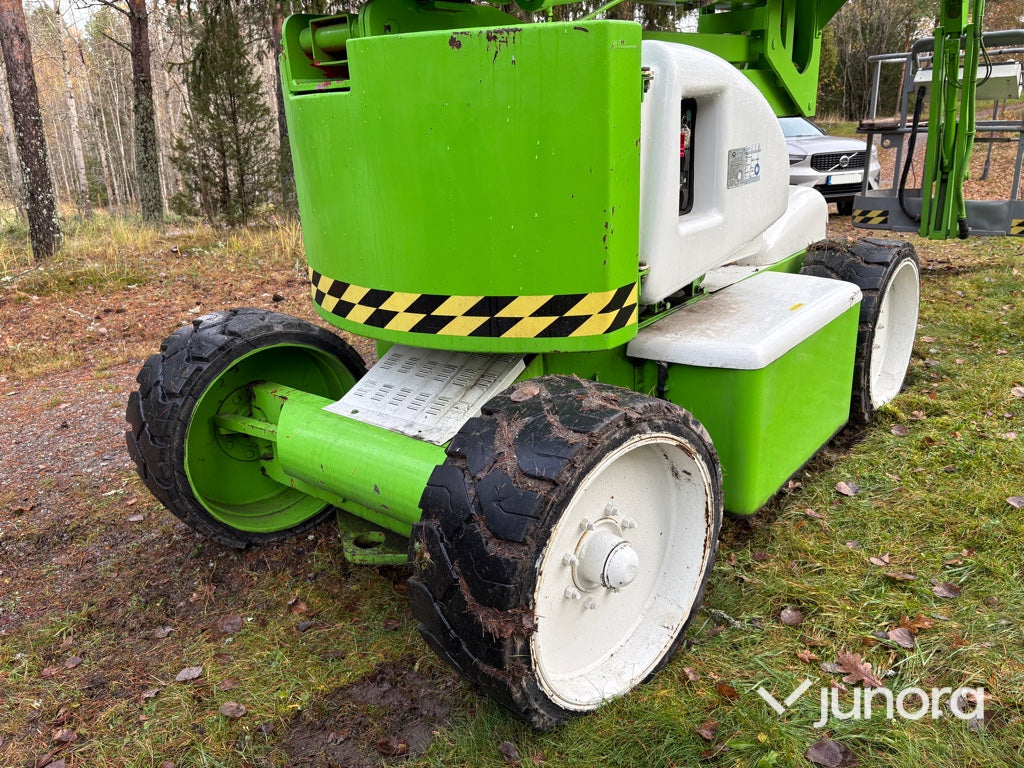 Vikbomslift - Niftylift, HR 15 NE