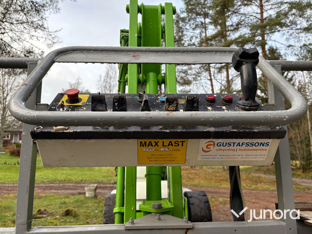 Vikbomslift - Niftylift, HR 15 NE