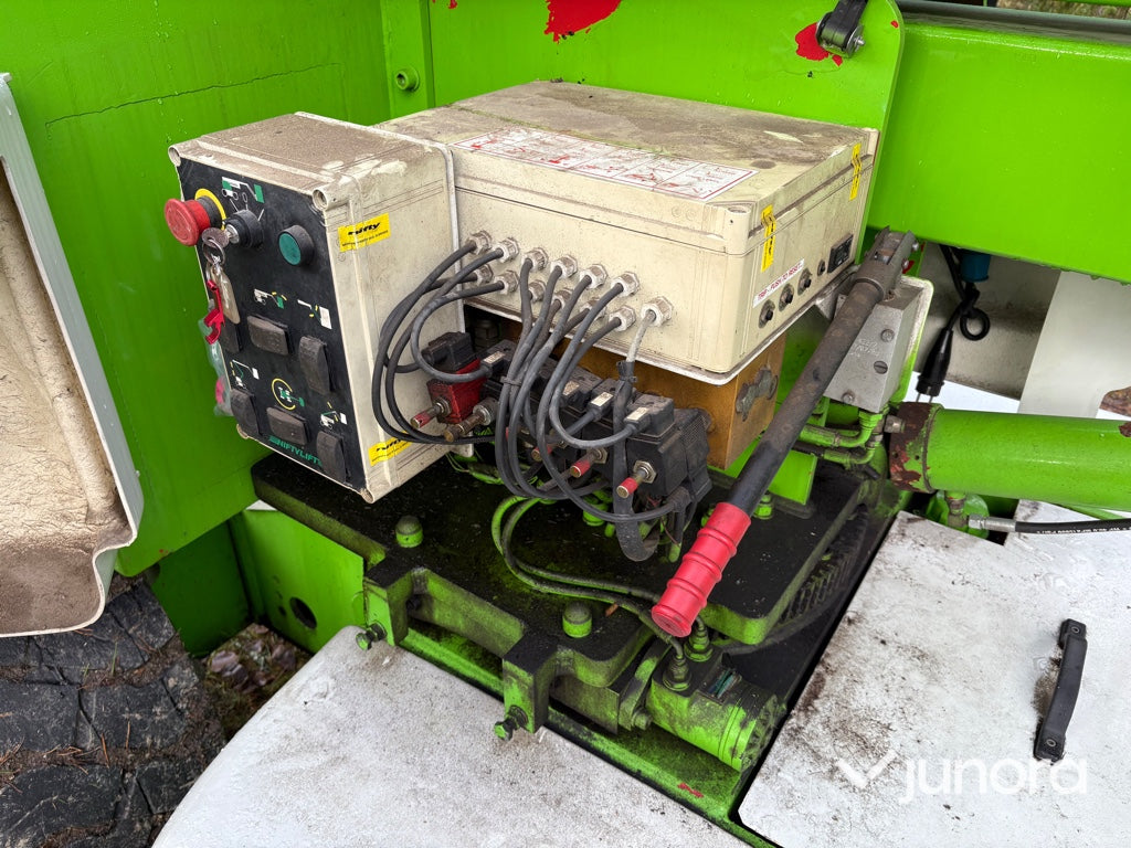 Vikbomslift - Niftylift, HR 15 NE