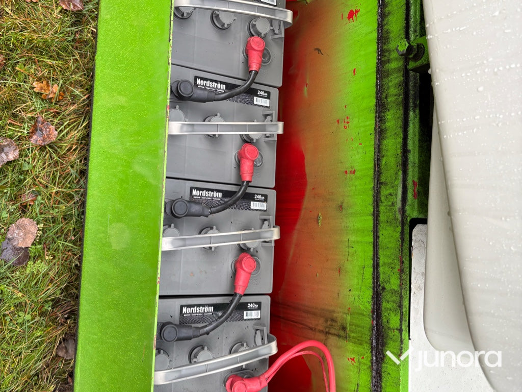 Vikbomslift - Niftylift, HR 15 NE