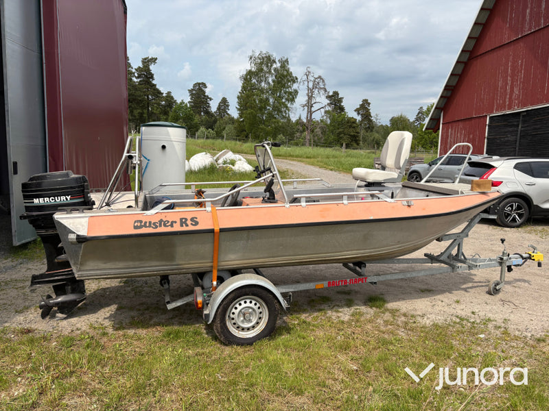 Buster RS inklusive båttrailer och tillbehör