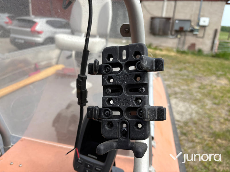 Buster RS inklusive båttrailer och tillbehör