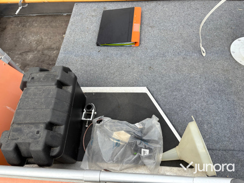 Buster RS inklusive båttrailer och tillbehör