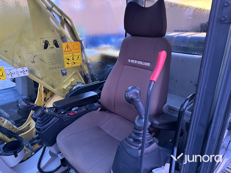 Bandgrävare - New Holland, E215C