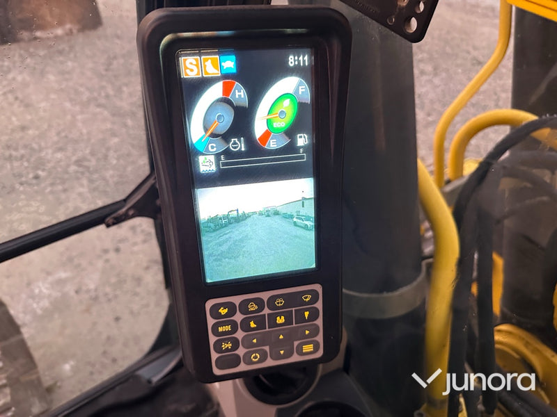 Bandgrävare - New Holland, E215C