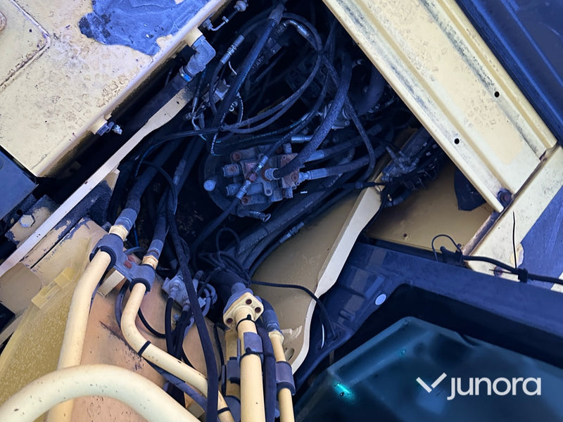 Bandgrävare - New Holland, E215C