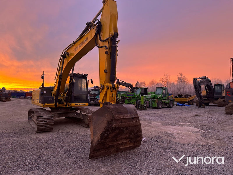 Bandgrävare - New Holland, E215C