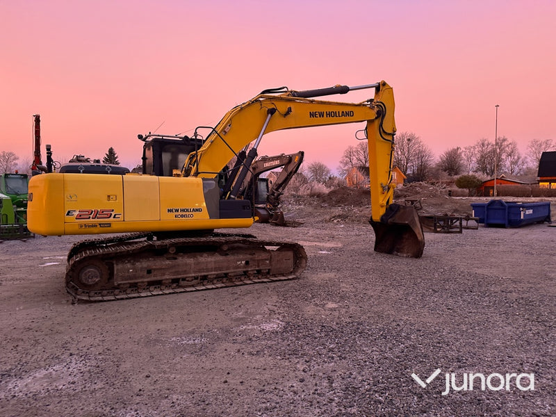 Bandgrävare - New Holland, E215C