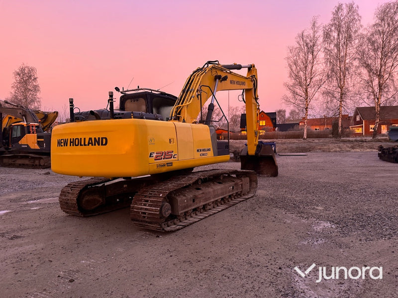Bandgrävare - New Holland, E215C
