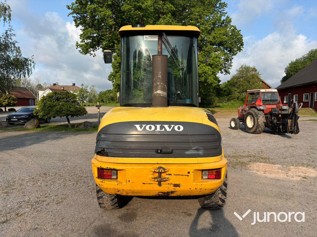 Hjullastare Volvo L30 med redskap