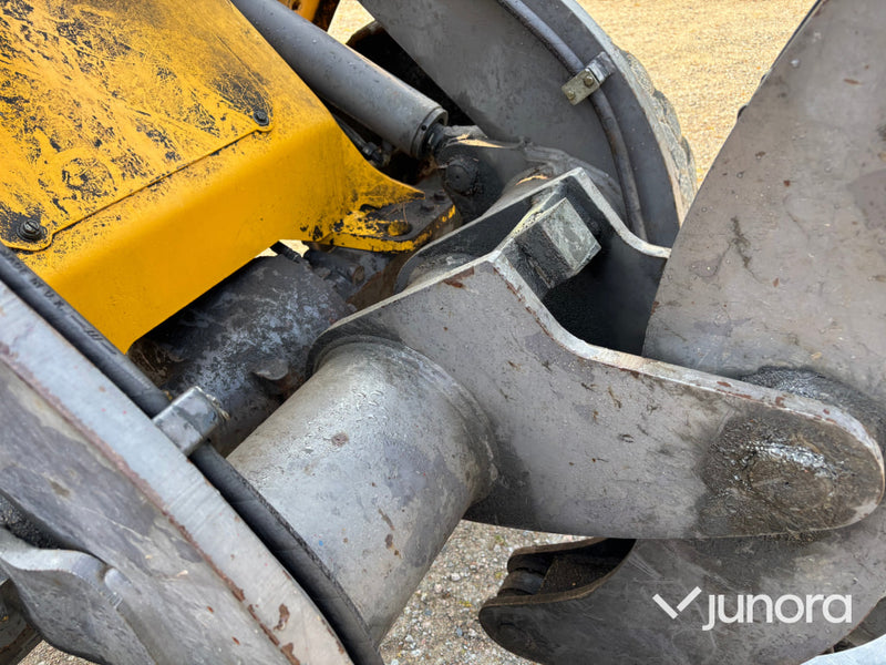 Hjullastare Volvo L30 med redskap