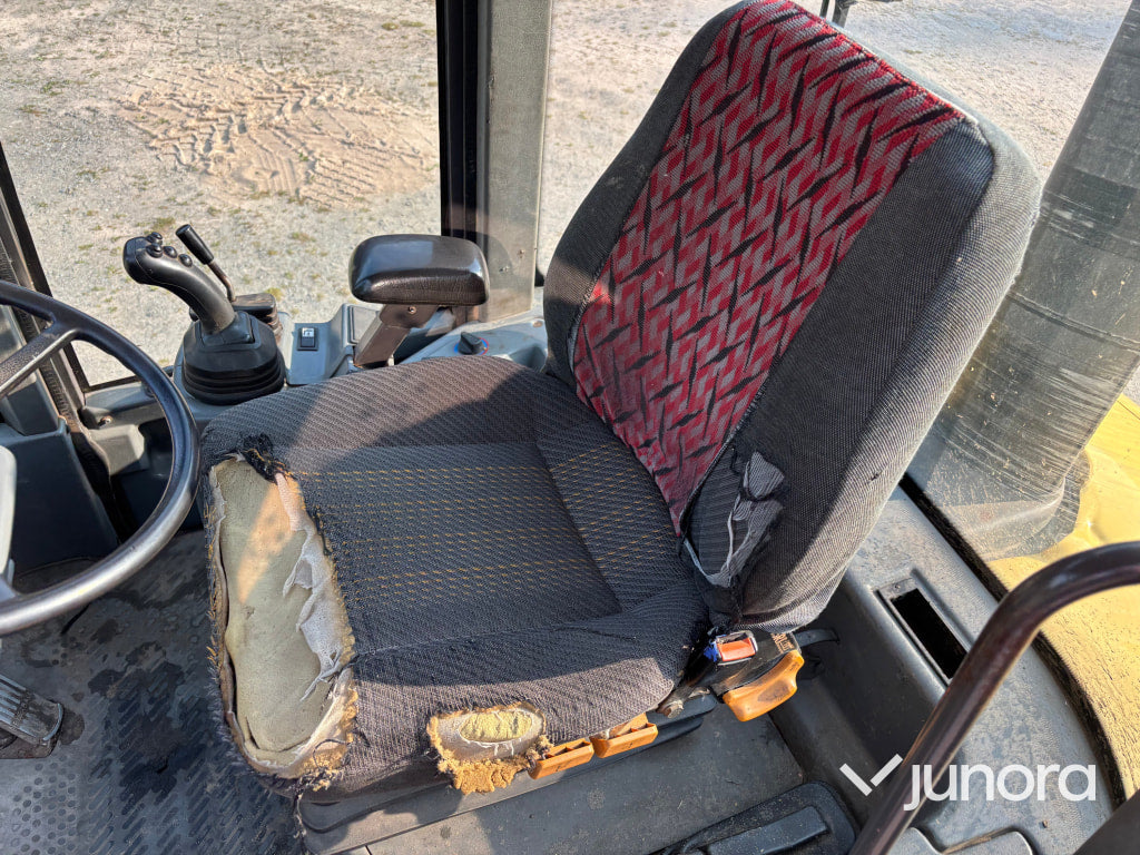 Hjullastare Volvo L30 med redskap