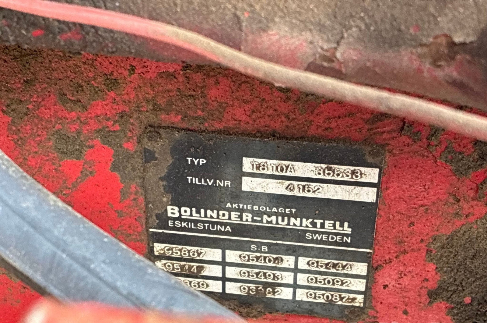 Traktor - Volvo, 810-A