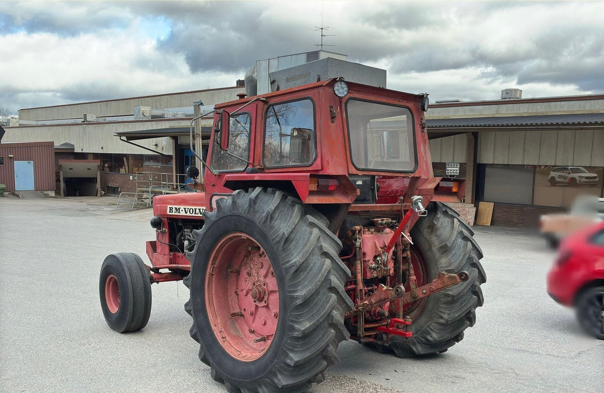 Traktor - Volvo, 810-A