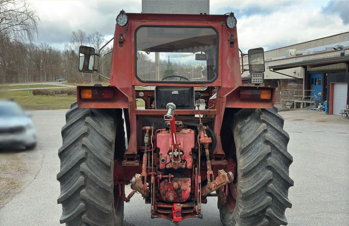 Traktor - Volvo, 810-A