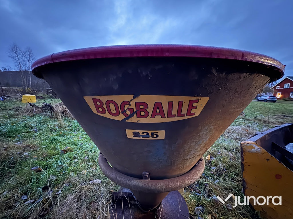 Gödselspridare - Bogballe, 225
