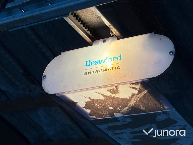 Takskjutport med motor - Crawford