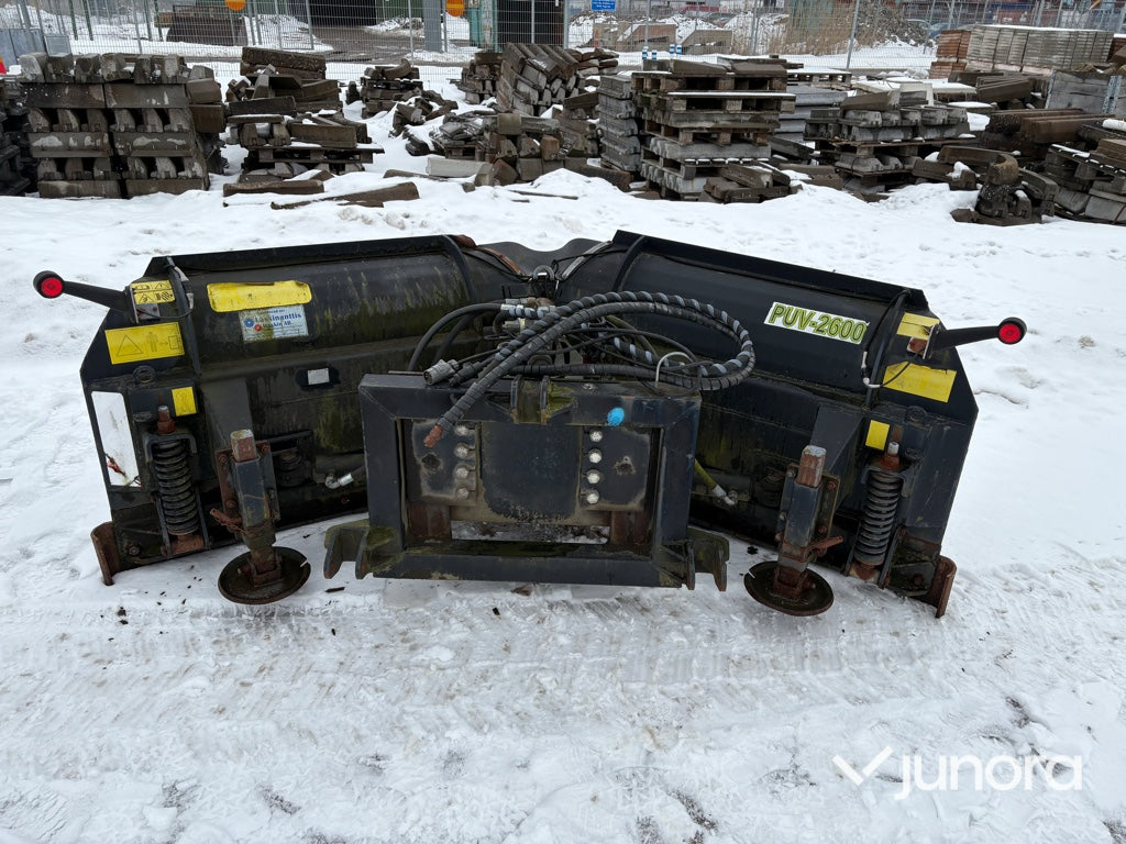 Vikplog - Pronar, PUV-2600