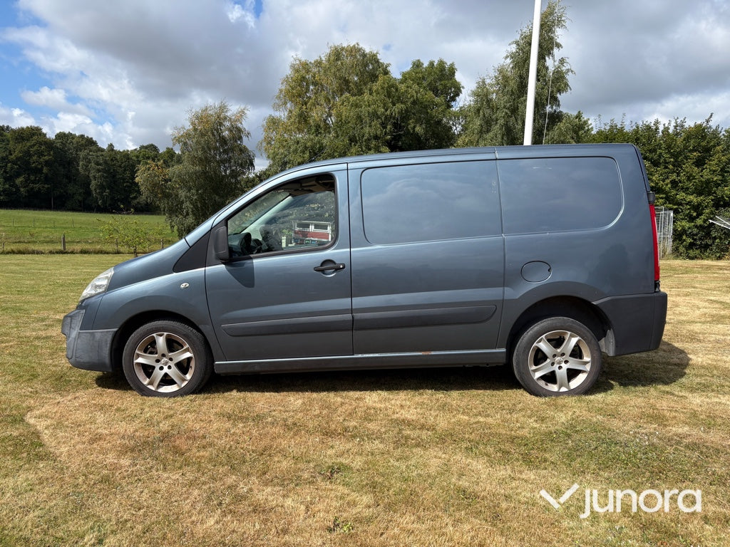 Skåpbil Peugeot Expert Tepee 2.0 HDi 130