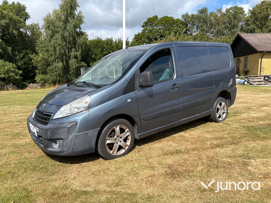Skåpbil Peugeot Expert Tepee 2.0 HDi 130