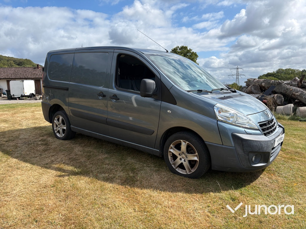 Skåpbil Peugeot Expert Tepee 2.0 HDi 130