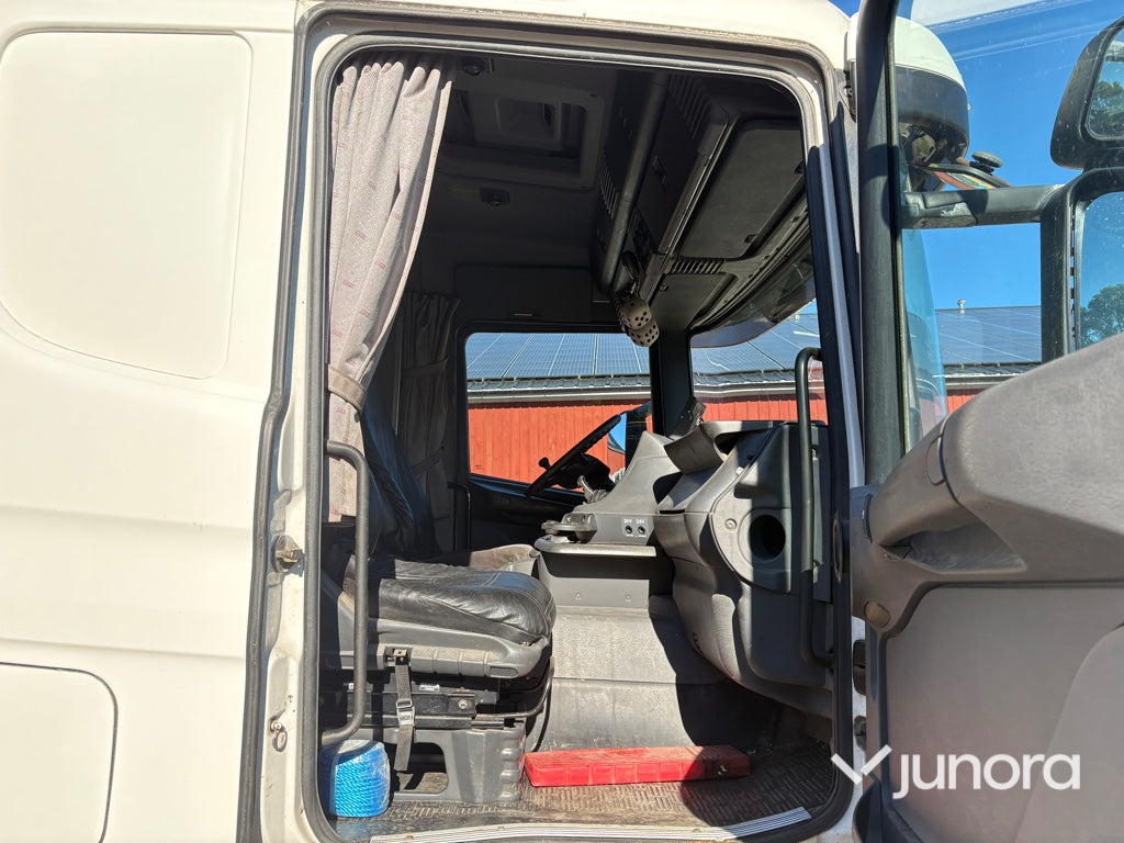 Lastbil - Scania, R124LB6X24NB470