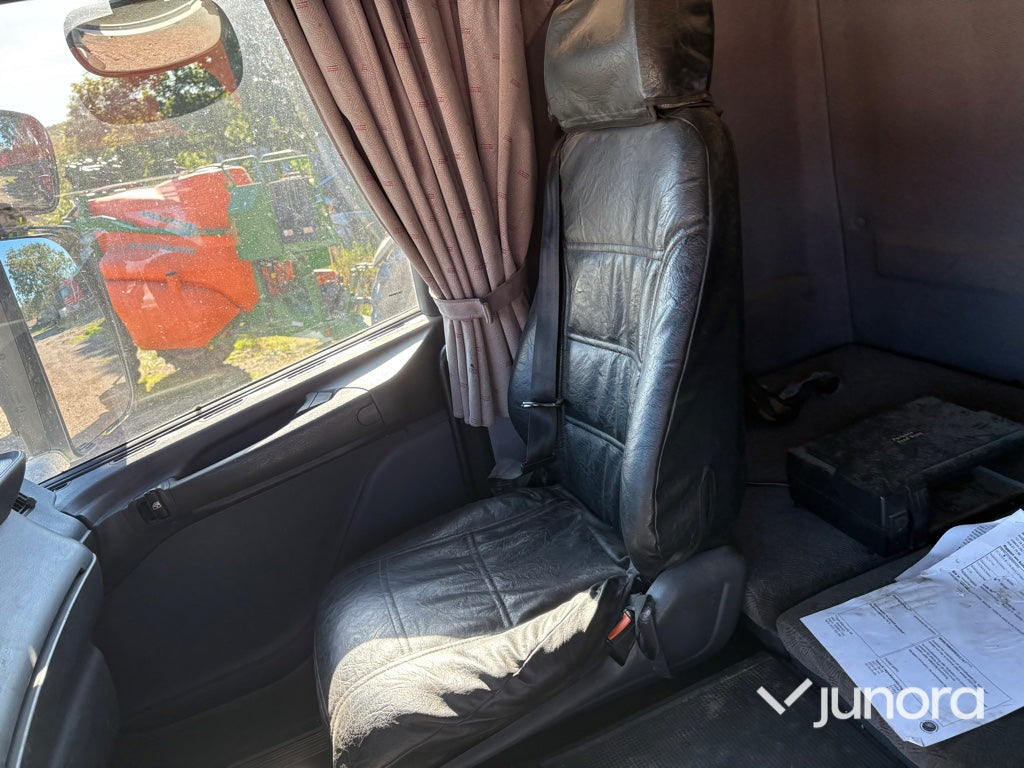 Lastbil - Scania, R124LB6X24NB470