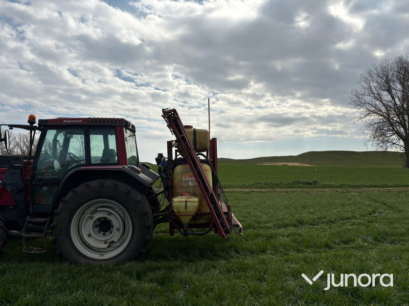 Hardi LXY 1000 – Växtskyddsspruta med 12 m hydraulisk bom