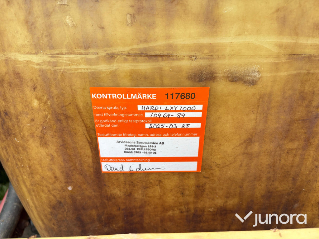 Hardi LXY 1000 – Växtskyddsspruta med 12 m hydraulisk bom