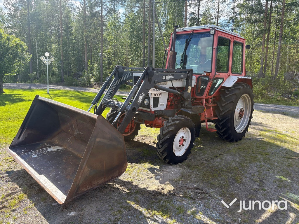 Traktor - BELARUS MTZ 562