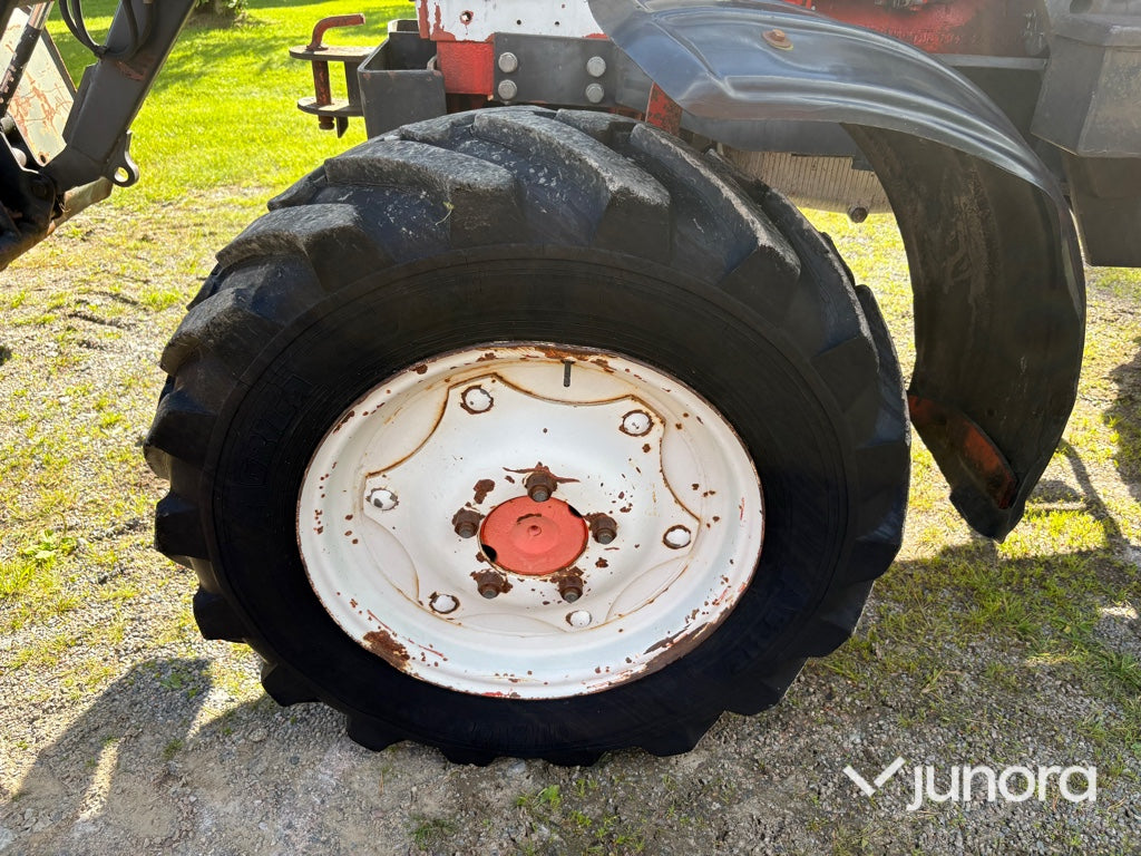 Traktor - BELARUS MTZ 562