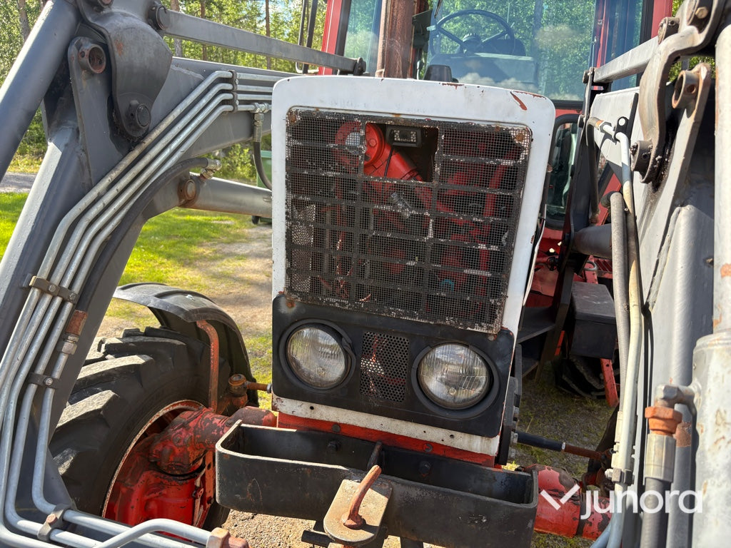 Traktor - BELARUS MTZ 562