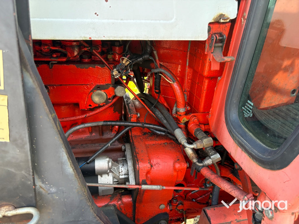 Traktor - BELARUS MTZ 562