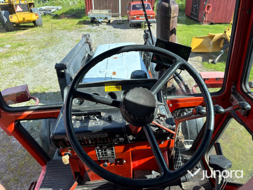 Traktor - BELARUS MTZ 562