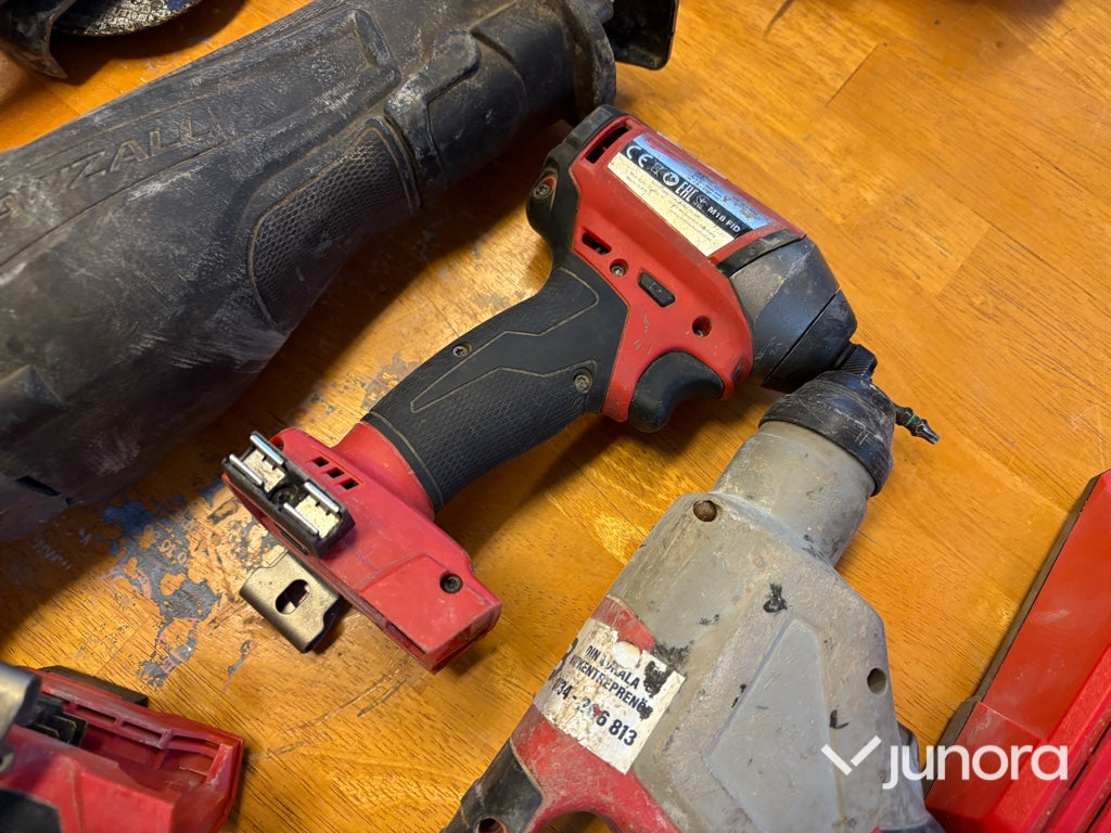 Handverktyg - Milwaukee, Batteri