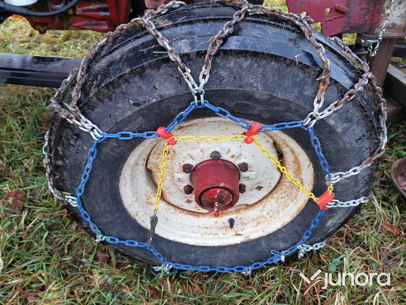 Traktor - International 484 STD