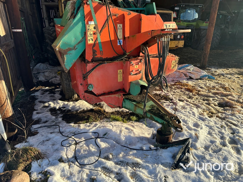 Balrivare - Kverneland KD 832