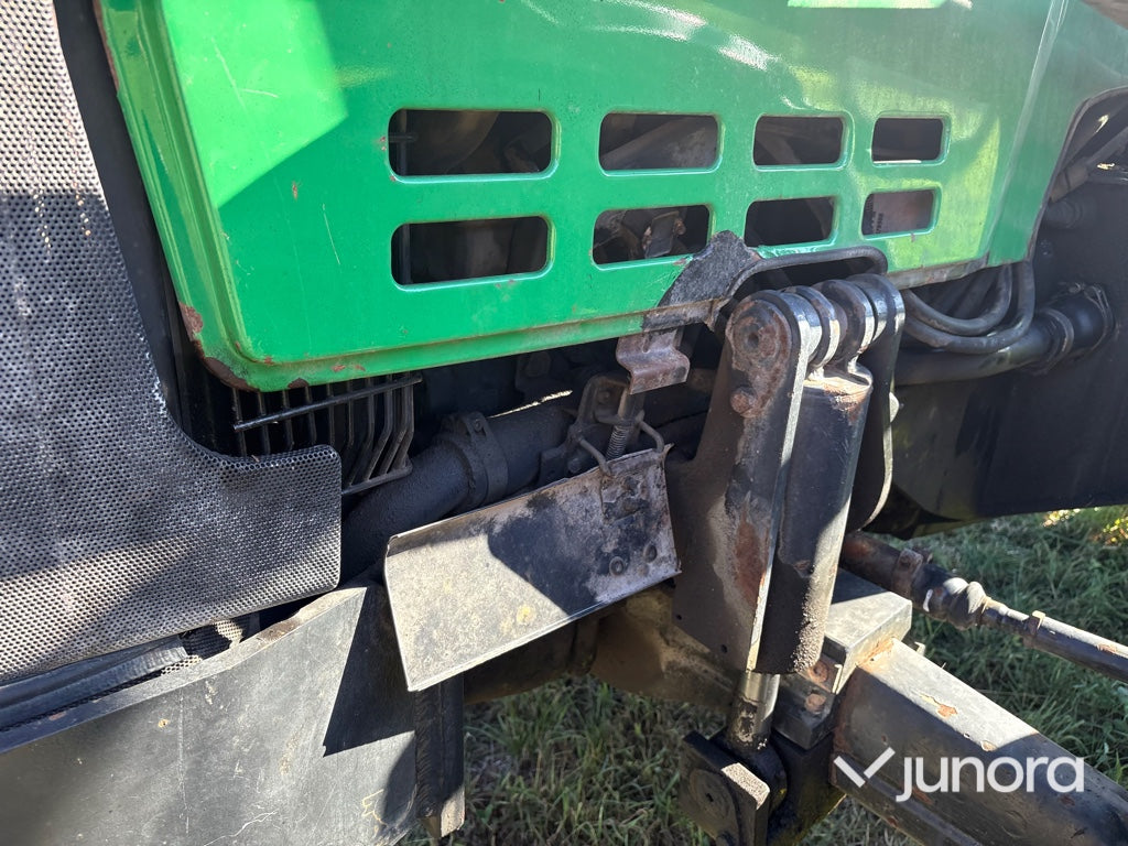 Traktor - Valtra X120, Med lastare, Midjestyrd