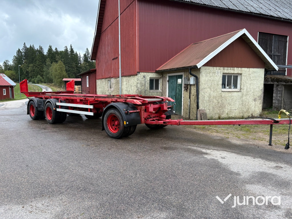 Lastväxlarsläp med tipp Hogstad S3LV30
