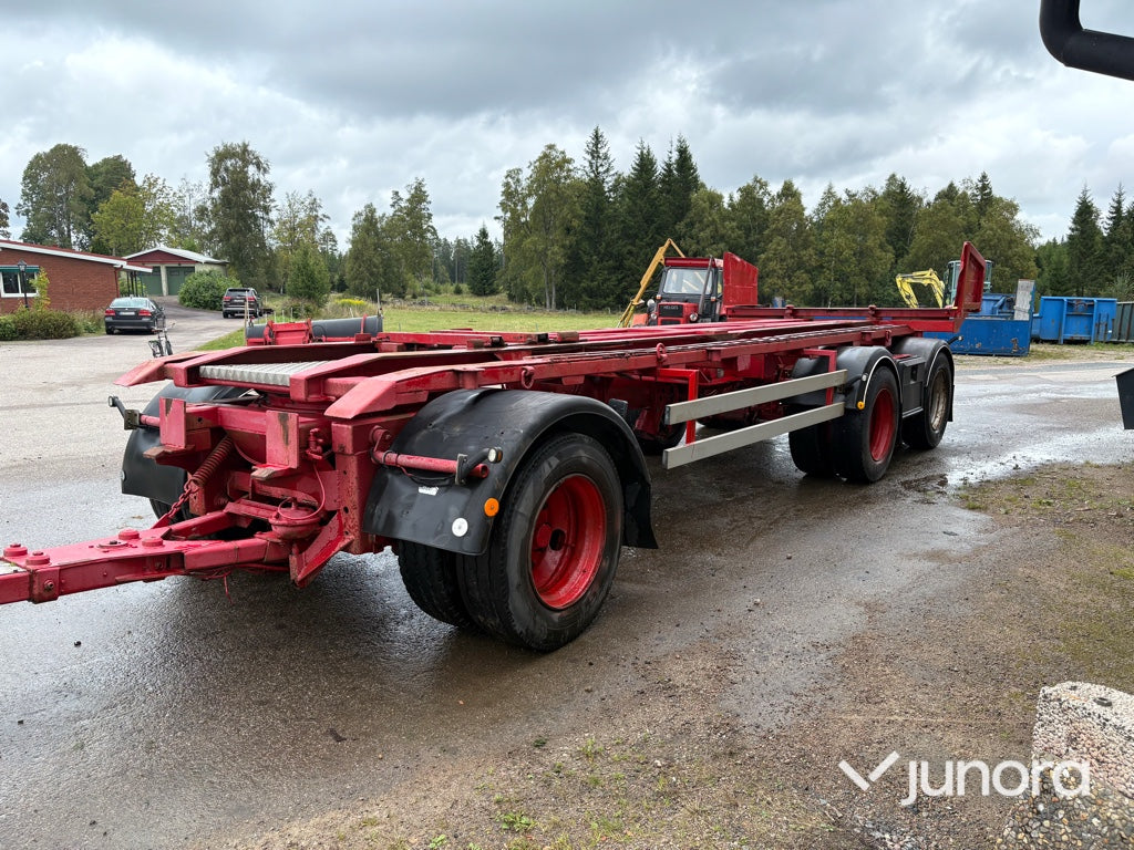 Lastväxlarsläp med tipp Hogstad S3LV30