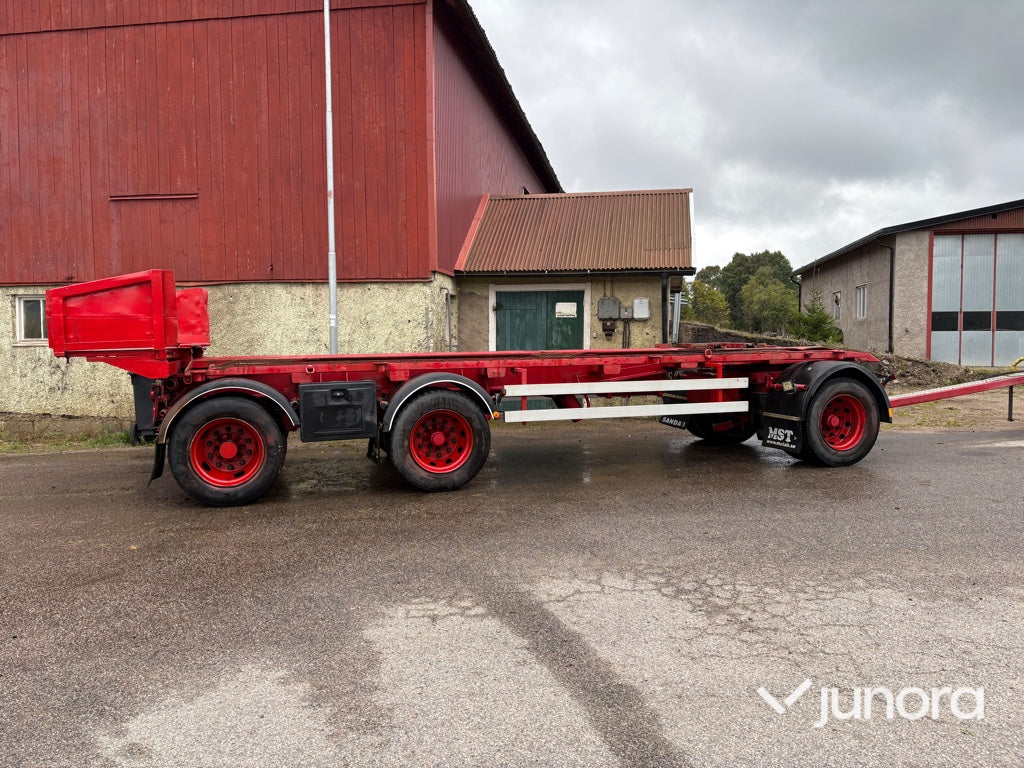 Lastväxlarsläp med tipp Hogstad S3LV30