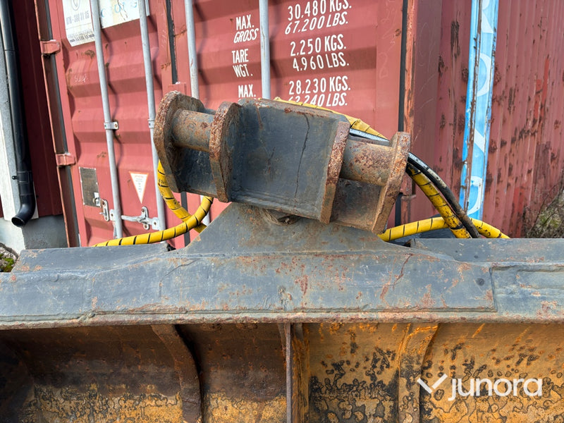 Planeringsskopa - B20, Med mellanvägg