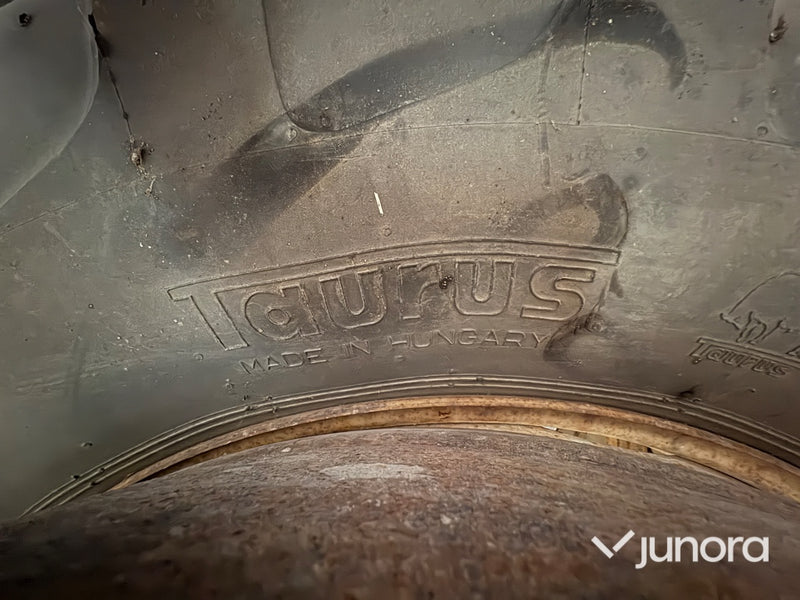 Dubbelmontage Däck - Taurus