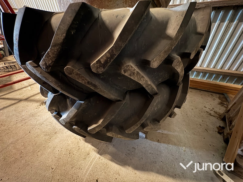 Dubbelmontage Däck - Taurus