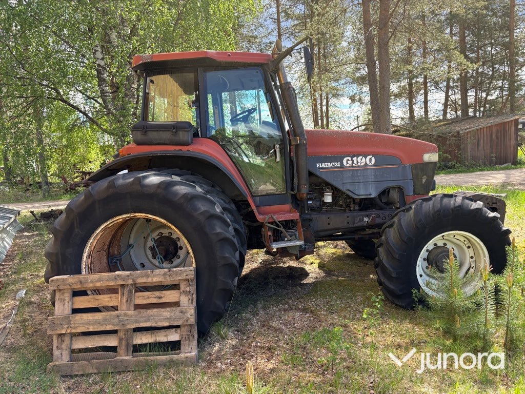 Traktor - New Holland, G190 4WD