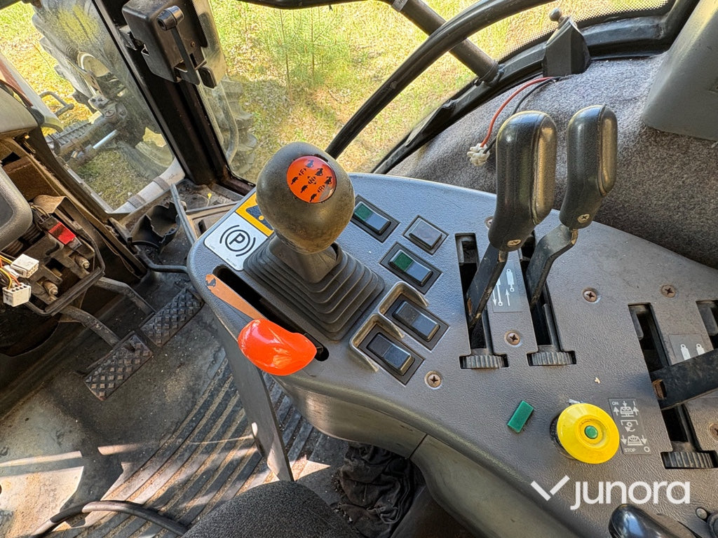 Traktor - New Holland, G190 4WD